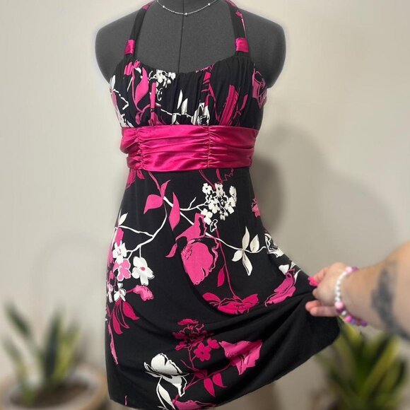 Speechless Women's Black and Pink Dress - Picture 1 of 5